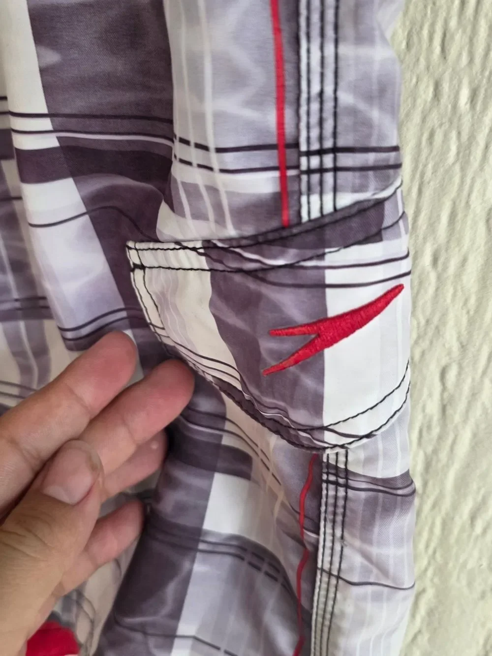 Men's Speedo Plaid Swim Trunks in Gray and Red, Size Medium